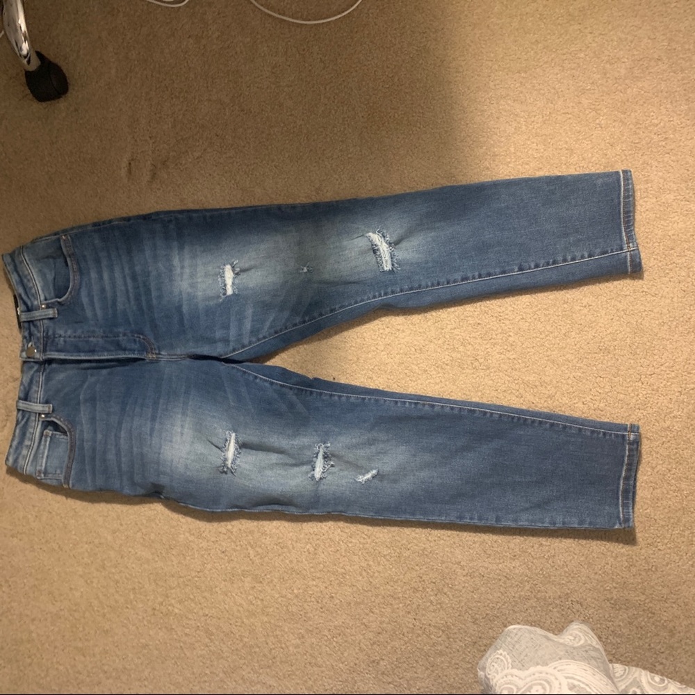 NWT Distressed Mom Jeans